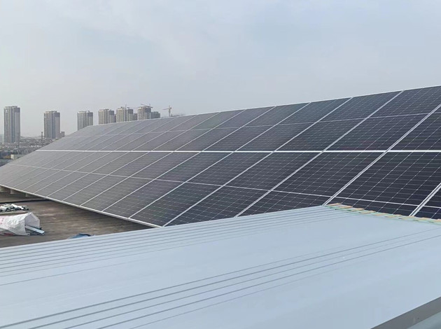 Hệ thống năng lượng mặt trời trên mái Sunerise 267KW cho mục đích sử dụng công nghiệp